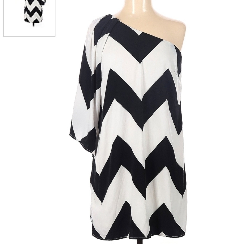 Pink Owl One Shoulder Black White Chevron Lined Dress Women's Medium M Cute EUC